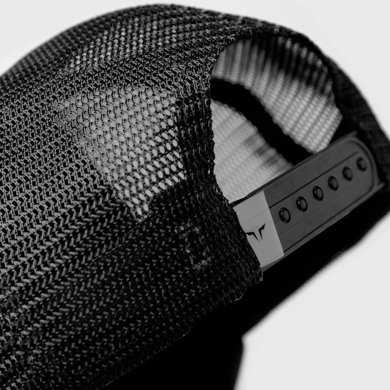 SQUAT WOLF TRUCKER CAP - BLACK