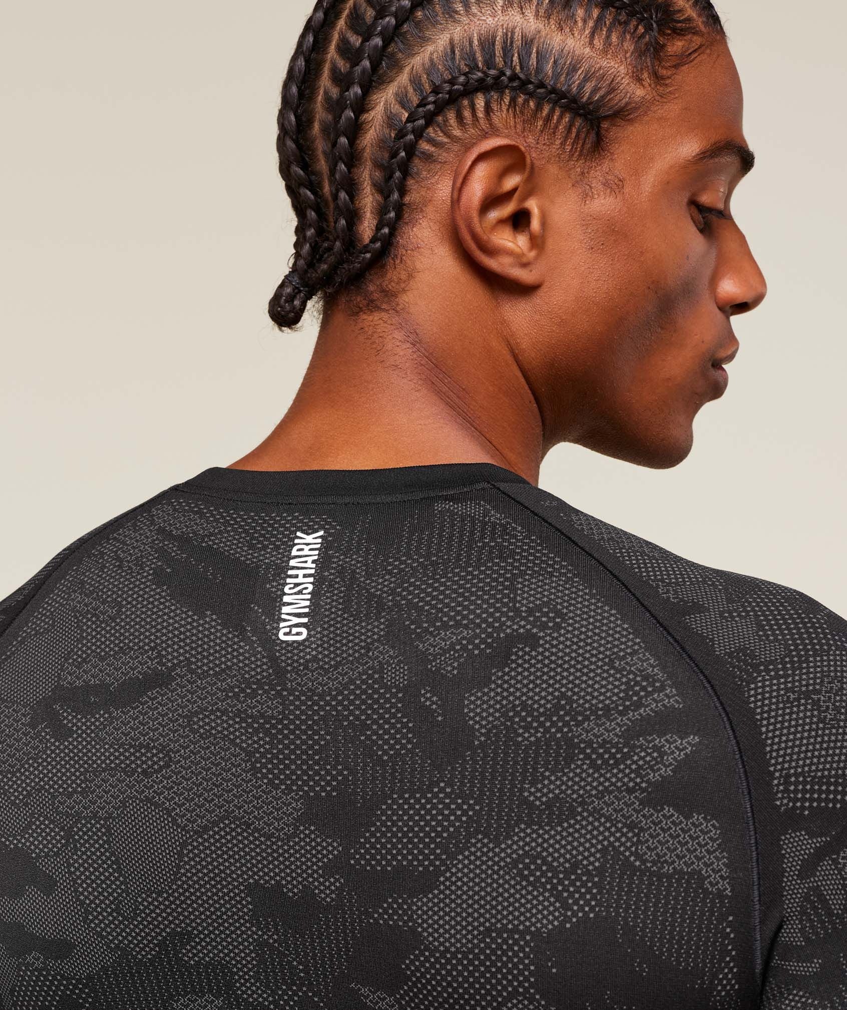 Geo Seamless Long Sleeve T-Shirt